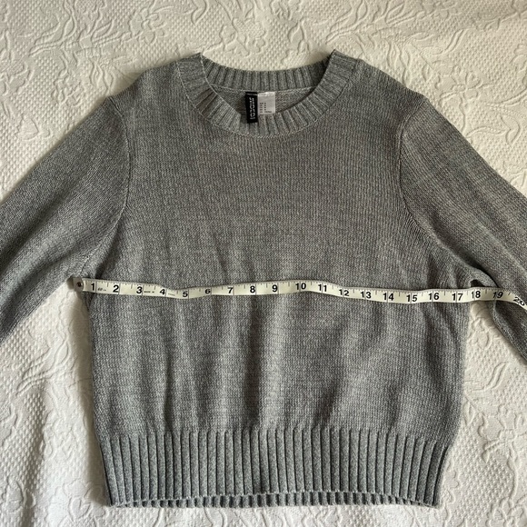 Gray Women's Sweater - Picture 5 of 5